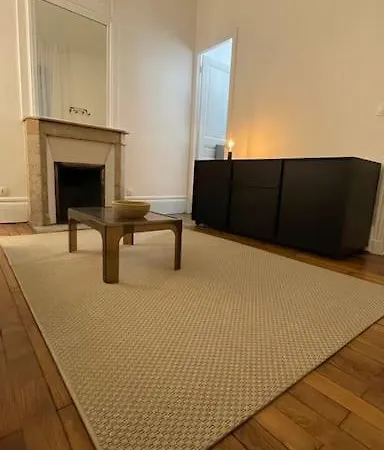 Apartment Studio *
